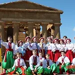 Lory * Αγκριτζέντο